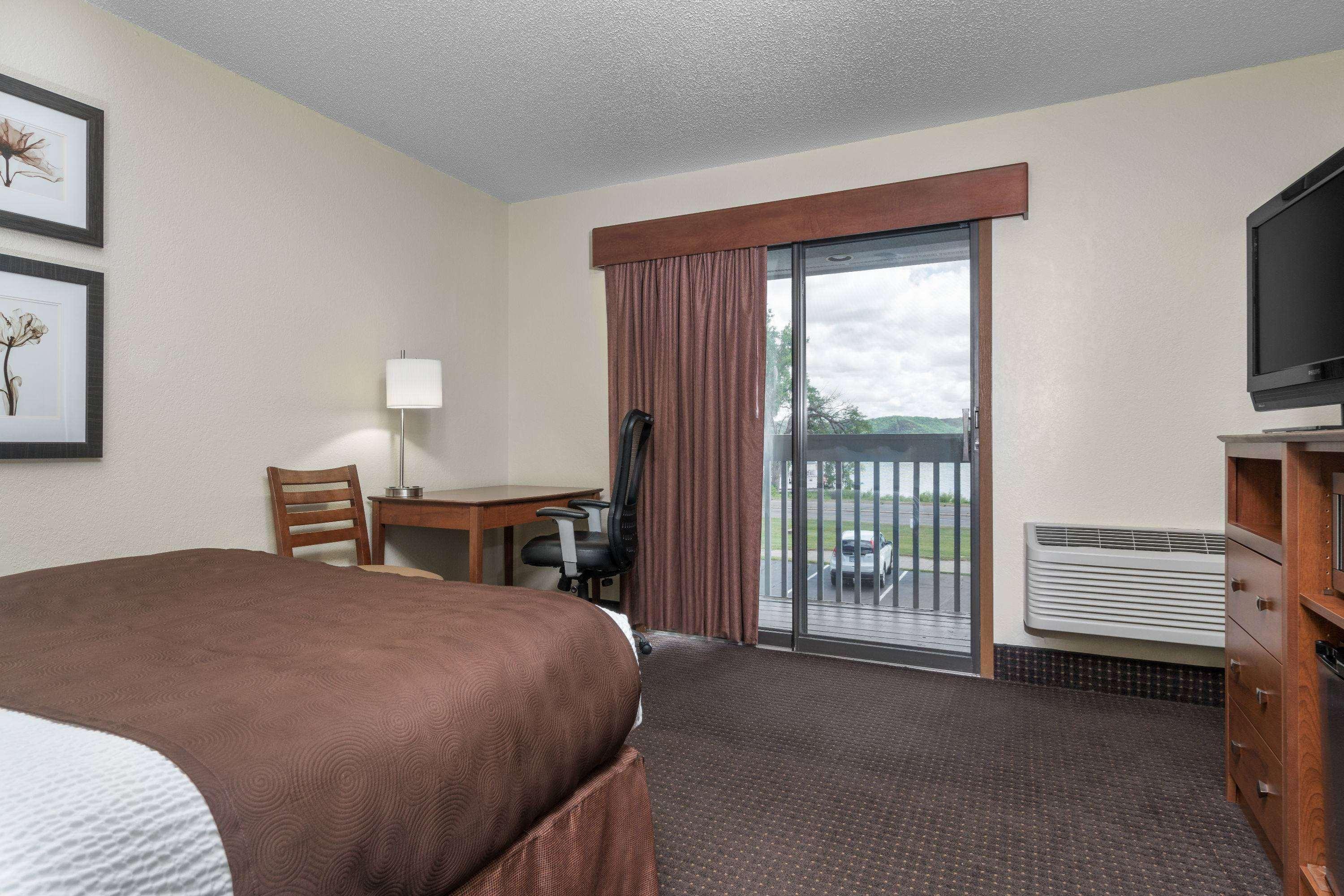 Americinn By Wyndham Lake City Exteriör bild